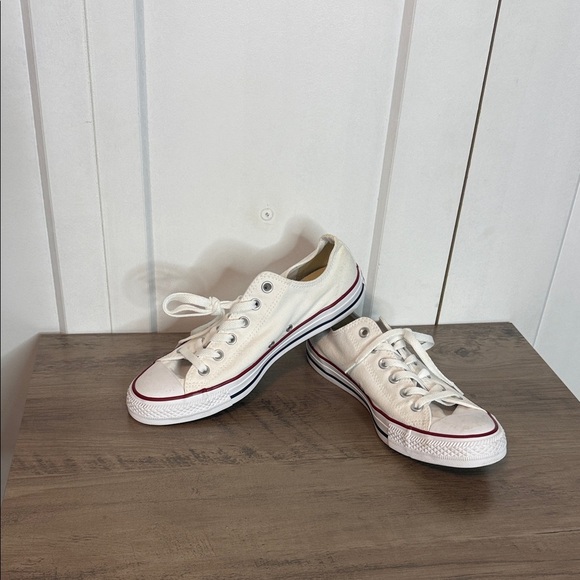Converse All Stars | Classic White Unisex Sneakers Men’s 8 | women’s 10 - Picture 2 of 8